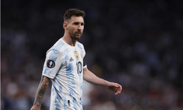 NIKKE胜利女神妮姬怎样设置中文